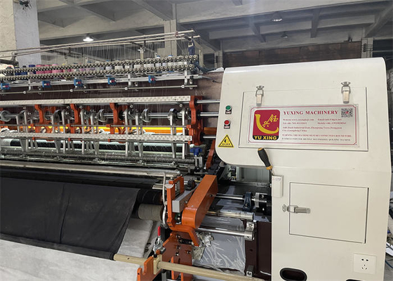 Machine de couverture à aiguilles multiples de 82 pouces haute précision et performances lisses 3 rangées d'aiguilles