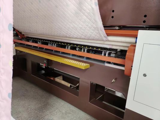 Automatique cousant 2 rangées machine piquante industrielle de 94 pouces