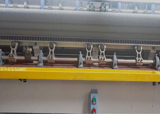 240M/H Machine de confection de vêtements informatisée