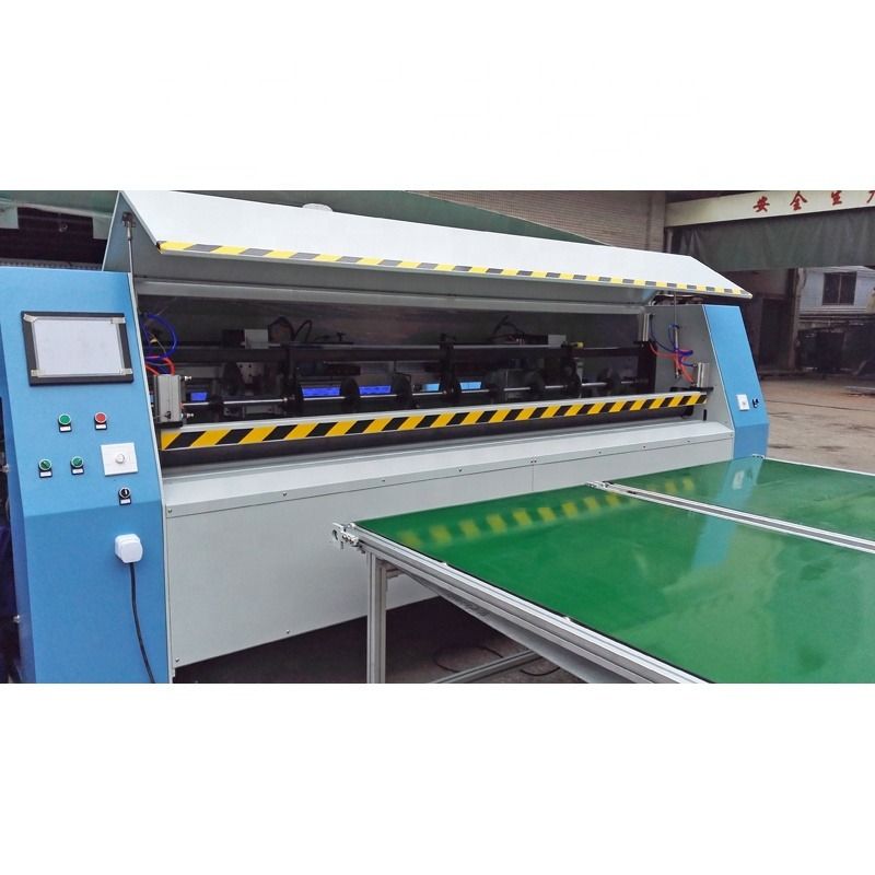 Machine à couver Max. Vitesse de couture 1400 R/min Distance d'aiguille 25,4 mm pour couver professionnel